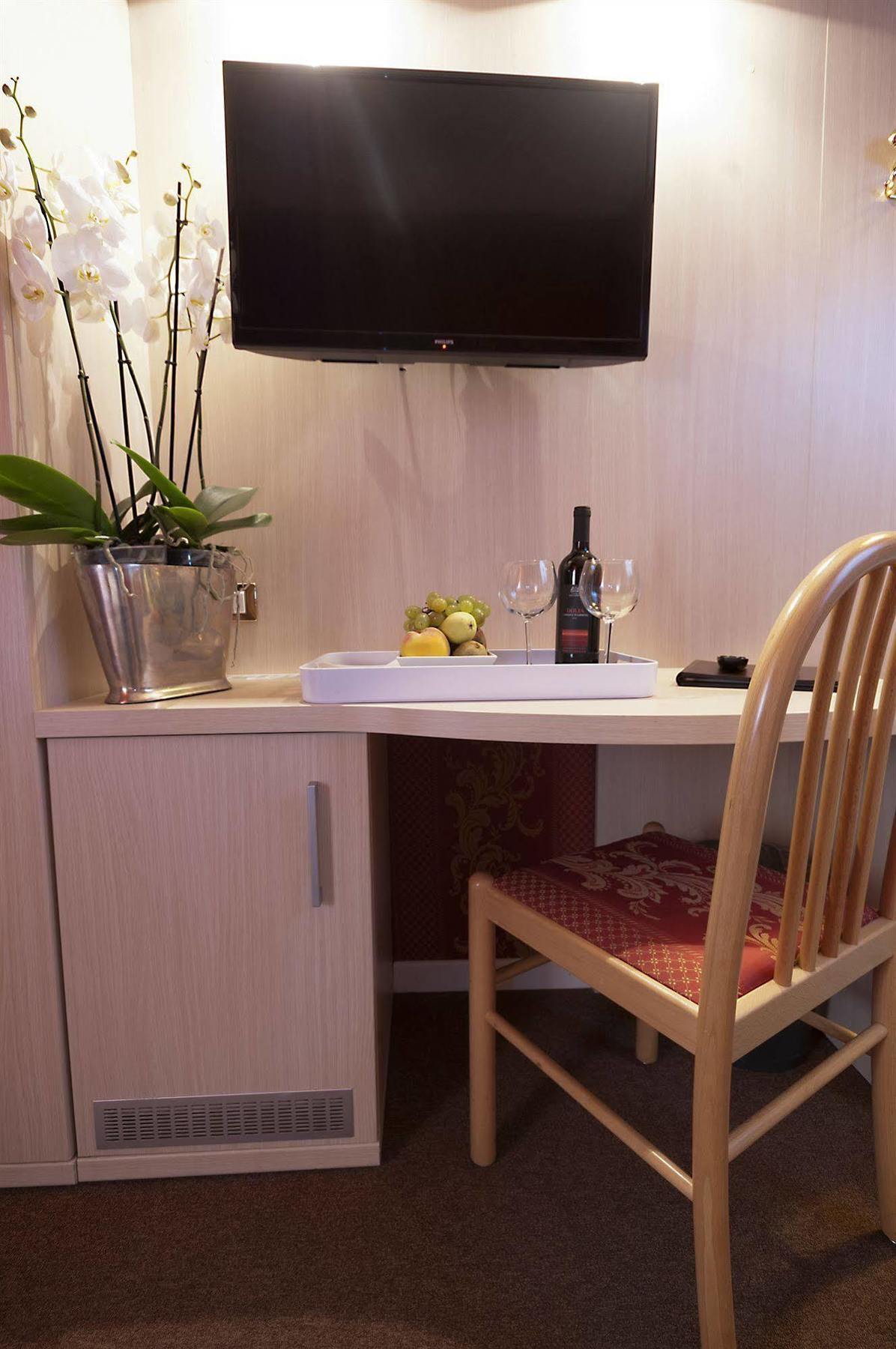 B&B Prestige Rom Eksteriør billede